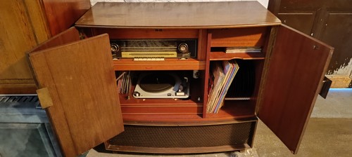 Radio vintage tourne - radio, et