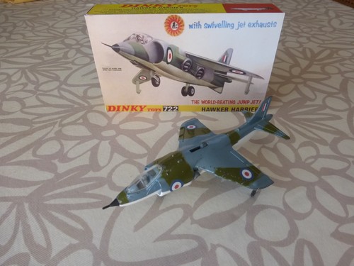 Dinky toys avion 722 - toys,