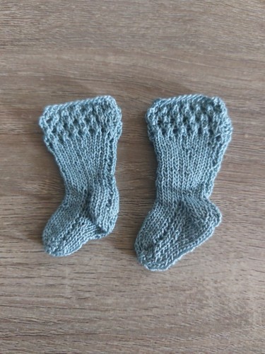Chaussettes poupée ancienne