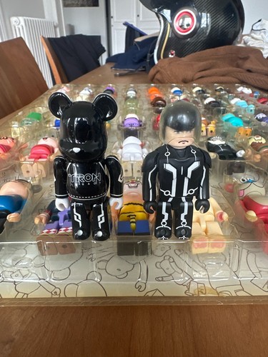 Lot bearbrick 100 - 100%, kubrick