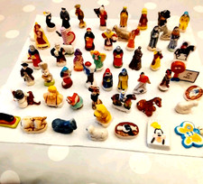 Lot  important  de 53 fèves