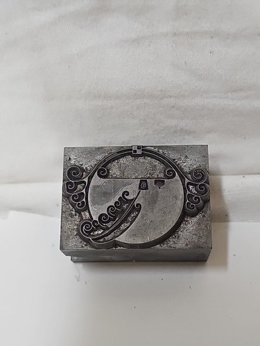 Vintage art nouveau - art, metal