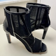 Jessica Simpson Ozwaldi Mesh Peep-Toe Boots NWOB Size 6M - Black