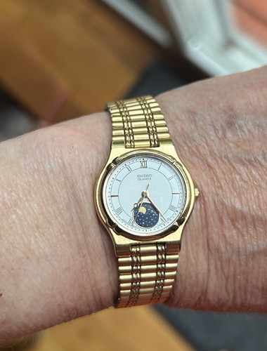 Vintage seiko quartz 25mm - seiko,