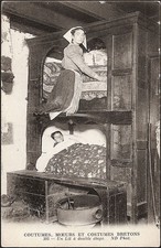 COUTUMES, MŒURS ET COSTUMES