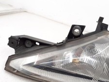 Optique avant principal gauche