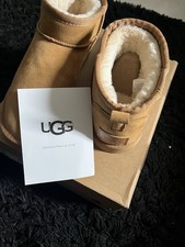UGG Ultra Mini Classic Beige