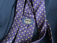 BROOKS BROTHERS “OWN MAKE” Made In USA Hand Sewn Silk Foulard Tie