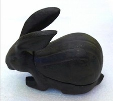 CACHE CLÉ LAPIN OU FLAMANT EN FONTE