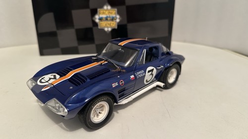 Chevrolet corvette grand sport