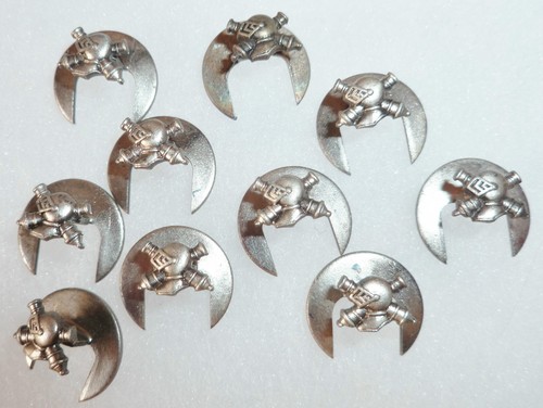 Lot insignes chars de - lot, 10