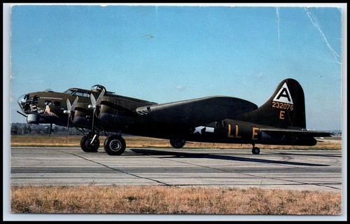 Postcard boeing 17g - boeing, b-17g