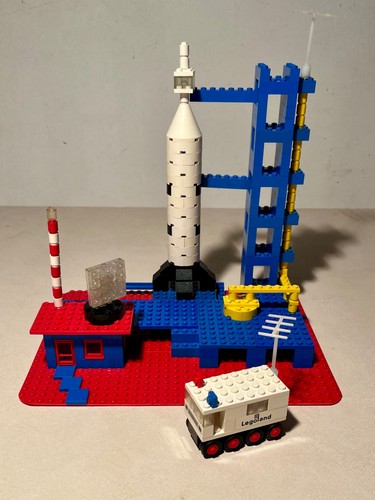 Lego 358 rocket base - 358,