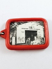 KEYRING - Sublime Photography Garage Citroën / Antar - Sollies Pont Vintage
