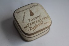 Boite à poudre échantillon