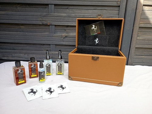 Coffret box cuir - en,