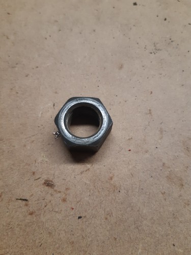 Ecrou volant moteur - ecrou, de