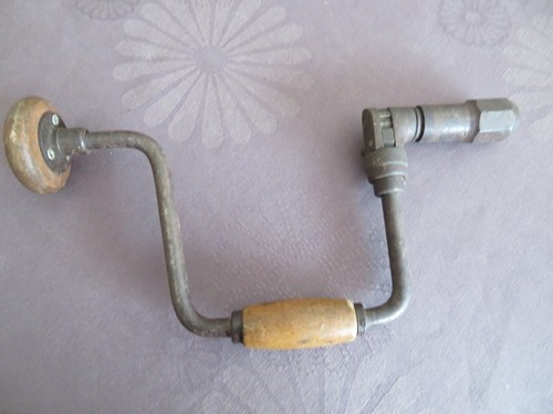 Ancienne chignole main - a,
