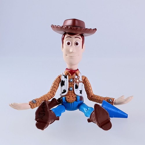 Woody figurine disney toy - woody,