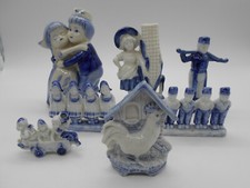 COLLECTION DE 7 FIGURINES