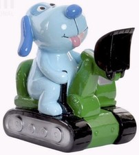Tirelire enfant figurine statuette Chien sur tractopelle - grue - animal animaux