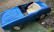 voiture à pédales ancienne