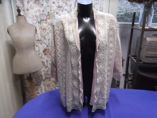 Vêtement ancien - ,