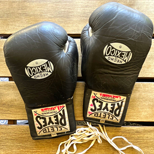 Cleto reyes professional - reyes,