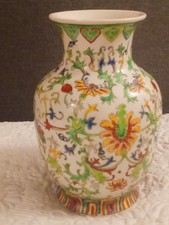 Beau Vase Chinois Porcelaine