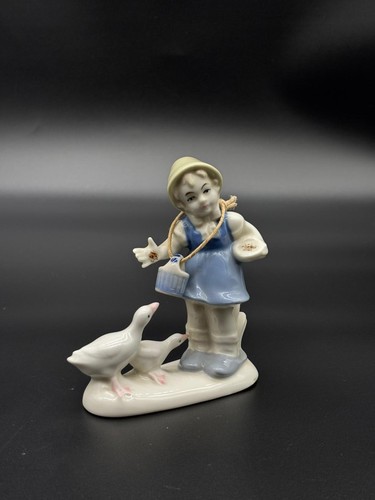 Figurine ancienne - , en