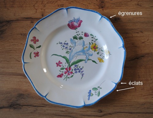 Tres jolie assiette - tres, en
