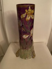 Joli vase art nouveau en verre