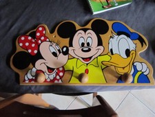 PATERE PORTE MANTEAUX EN BOIS, MICKEY, MINNIE DONALD DISNEY VILAC