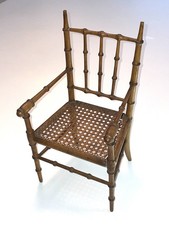 ANCIEN FAUTEUIL  pour Poupées