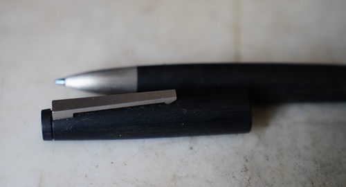 Magnifique stylo roller lamy - stylo,