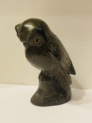Jolie chouette sur socle - chouette,
