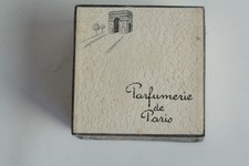 Boîte à poudre Parfumerie de