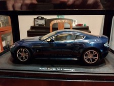 AUTOart Aston Martin V12