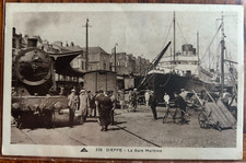 CPA 76 DIEPPE LA GARE MARITIME