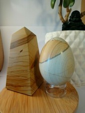 Obélisque et oeuf en