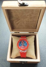 Montre à quartz Enfant "Spider-Man" Eclairage Leds dans coffret Bois gravé
