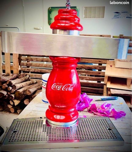 Ancienne fontaine coca cola