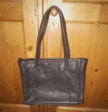 Cabas en cuir noir Le sac du