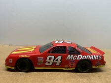 ERTL FORD THUNDERBIRD #94 SANS BOITE 1/18 B2