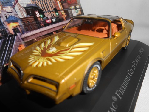 Pontiac firebird gold - pontiac,