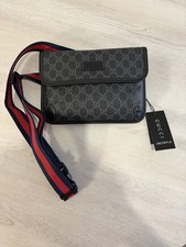 Sacoche Gucci motif GG