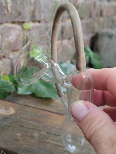 Tire lait ancien verre - ancien, en
