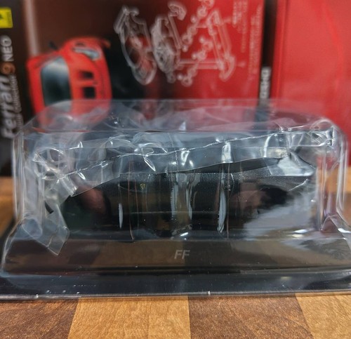 Kyosho ferrari neo ff - 1/64,