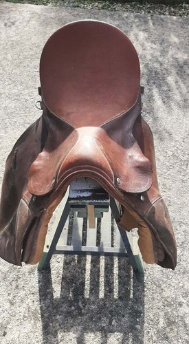 Selle artisanale cheval