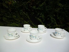 8 ⚜️ Service à Café